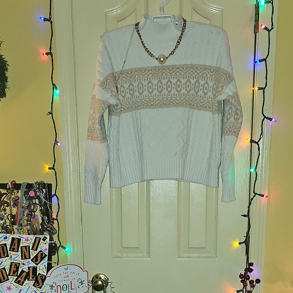 Rachel Zoe White and Tan Patterned Sweater